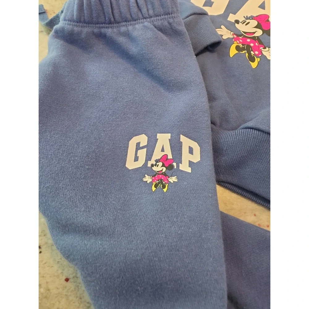 GAP disney 2t